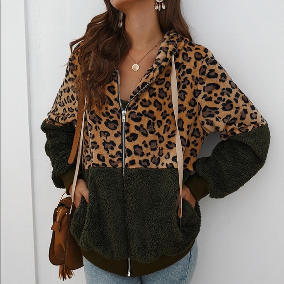 ♦️🆕Leopard Print Full Zipper Up Hoodie Olive - Picture 5 of 6